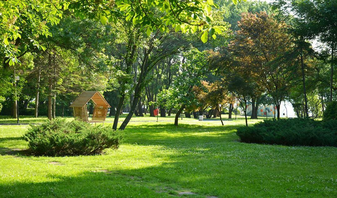 Апартамент Бриз Burgas Bagian luar foto